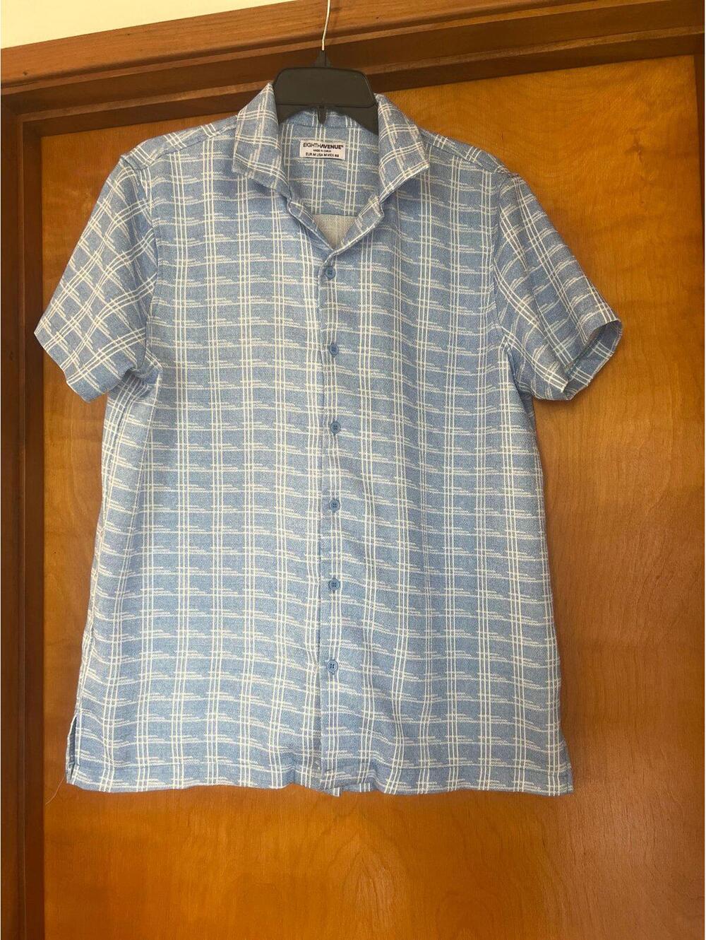 Eighth Avenue Men's Blue and White Plaid Short Sleeve Shirt Medium
